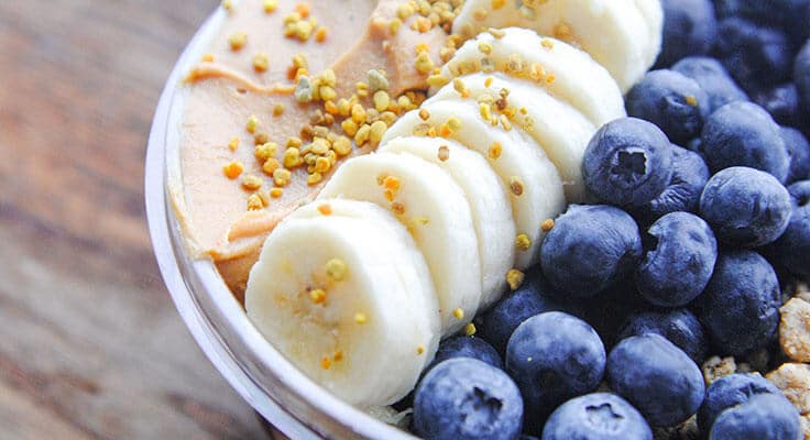 Healthy breakfast bowl with fruits and granola.