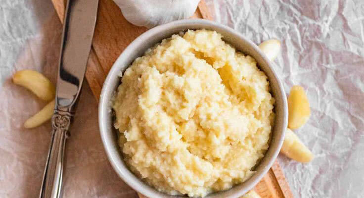 Bowl of creamy garlic mashed potatoes